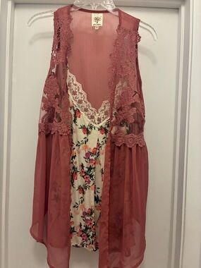 Floral Lace Trim Layered Vest - Dusty Rose & Cream